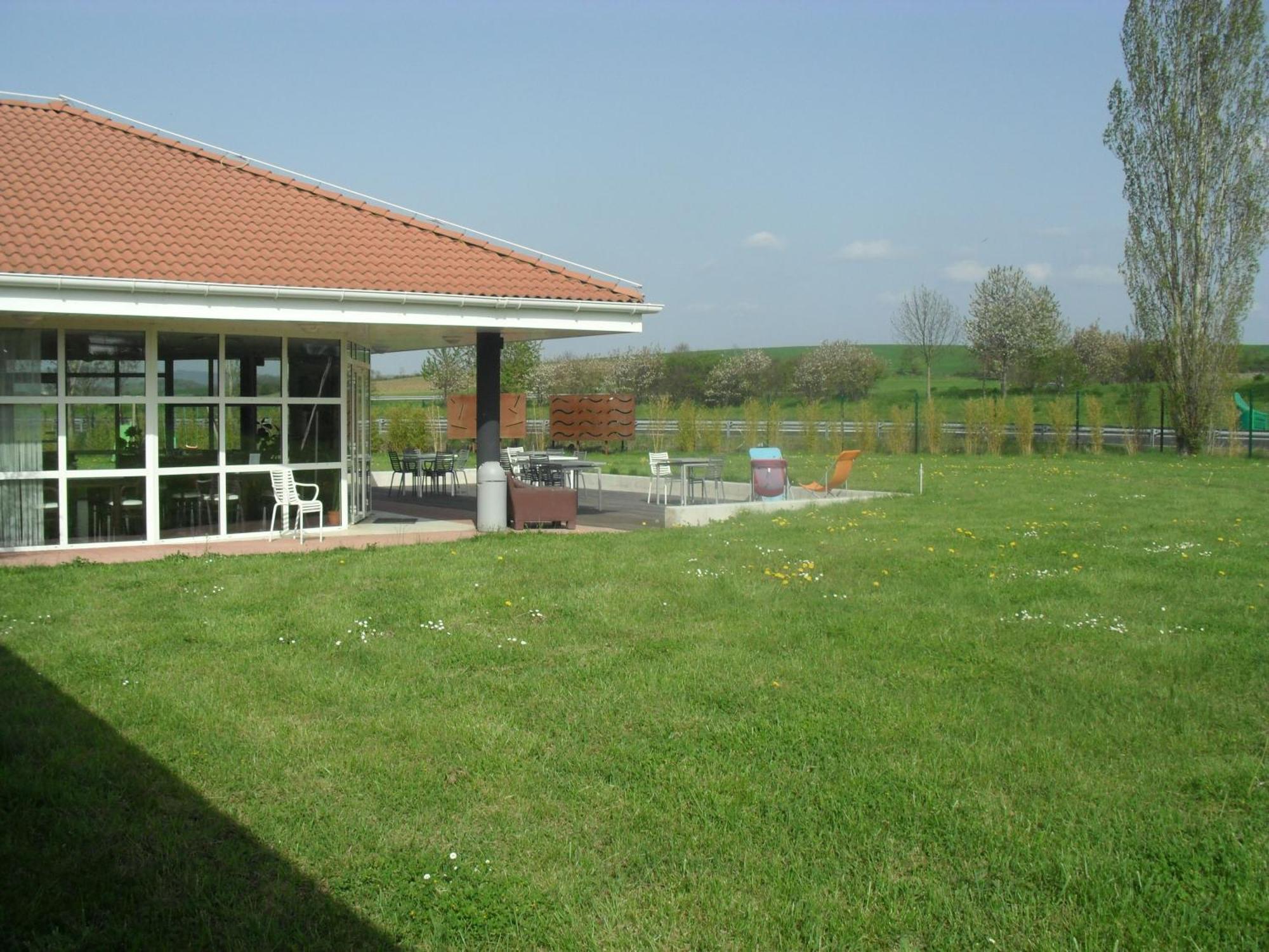 Hotel Evan Lempdes sur Allagnon Exterior photo