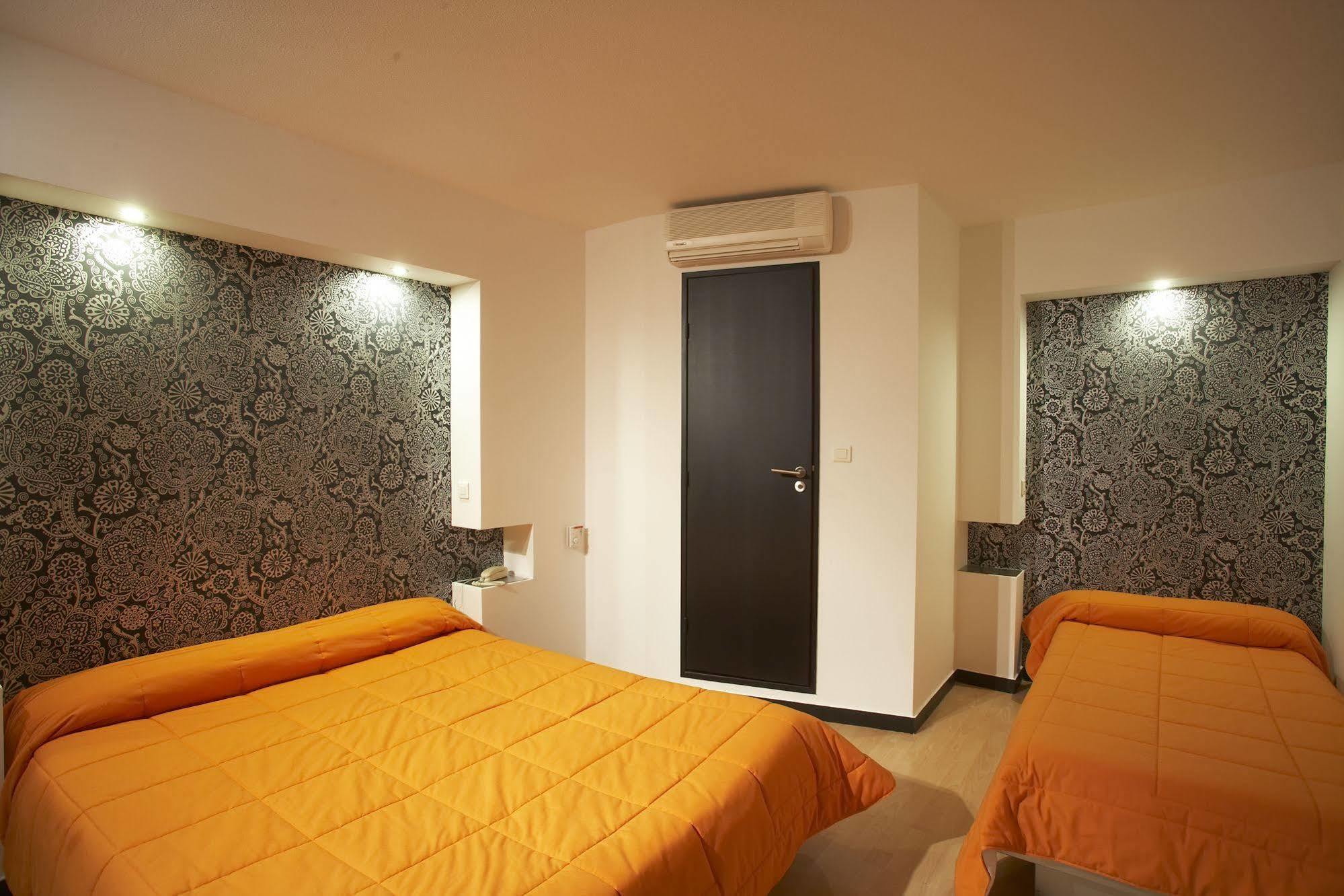Hotel Evan Lempdes sur Allagnon Exterior photo